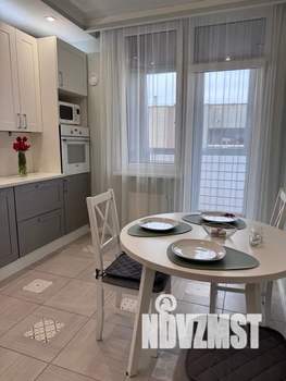1-к квартира, посуточно, 40м2, 5/9 этаж