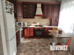 Студия квартира, посуточно, 41м2, 3/5 этаж