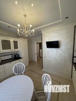 3-к квартира, на длительный срок, 100м2, 2/4 этаж