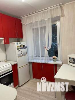 1-к квартира, посуточно, 32м2, 2/4 этаж