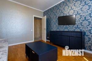 1-к квартира, посуточно, 38м2, 4/10 этаж