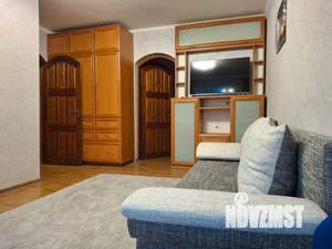 3-к квартира, посуточно, 59м2, 1/1 этаж