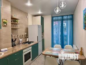 1-к квартира, посуточно, 36м2, 3/8 этаж