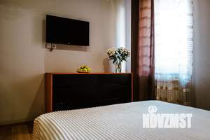 2-к квартира, посуточно, 43м2, 1/5 этаж