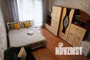 1-к квартира, посуточно, 50м2, 5/5 этаж