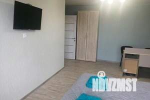 1-к квартира, посуточно, 38м2, 8/9 этаж