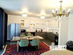 1-к квартира, посуточно, 70м2, 4/7 этаж