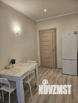 1-к квартира, посуточно, 37м2, 2/10 этаж