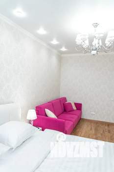 1-к квартира, посуточно, 42м2, 8/10 этаж