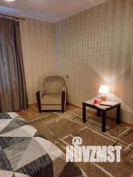 1-к квартира, посуточно, 38м2, 3/9 этаж