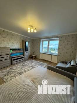 1-к квартира, посуточно, 40м2, 11/13 этаж