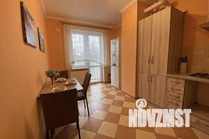 1-к квартира, посуточно, 42м2, 4/7 этаж