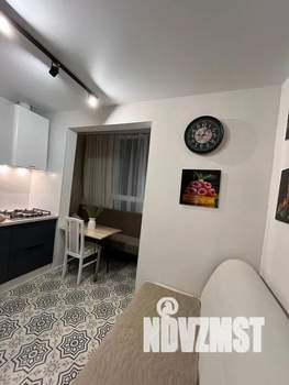 1-к квартира, посуточно, 37м2, 9/9 этаж