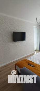 1-к квартира, посуточно, 38м2, 5/10 этаж