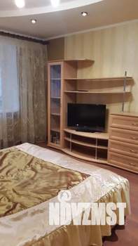 2-к квартира, посуточно, 47м2, 1/5 этаж