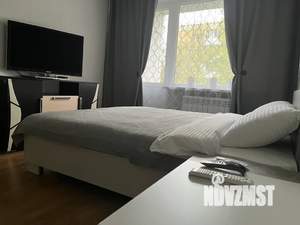 1-к квартира, посуточно, 32м2, 1/9 этаж