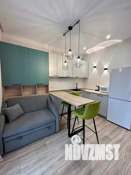 1-к квартира, посуточно, 33м2, 6/9 этаж