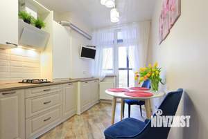 1-к квартира, посуточно, 38м2, 1/1 этаж