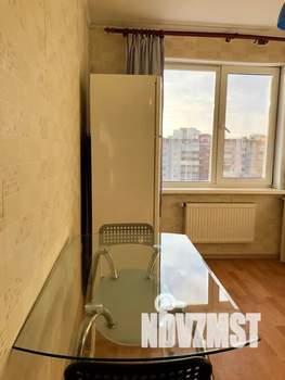 1-к квартира, посуточно, 41м2, 9/9 этаж