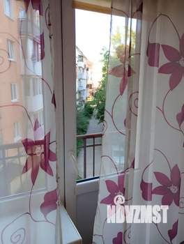 1-к квартира, посуточно, 33м2, 3/5 этаж