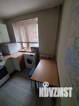 1-к квартира, посуточно, 35м2, 3/3 этаж