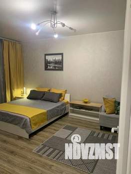 1-к квартира, посуточно, 42м2, 1/1 этаж
