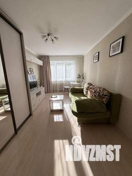 2-к квартира, посуточно, 45м2, 1/5 этаж
