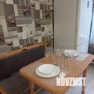 1-к квартира, посуточно, 32м2, 1/9 этаж