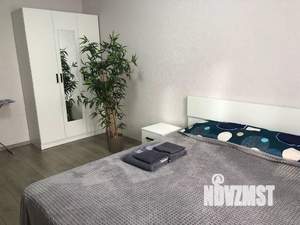 1-к квартира, посуточно, 40м2, 7/10 этаж