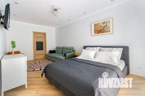 1-к квартира, посуточно, 50м2, 7/10 этаж
