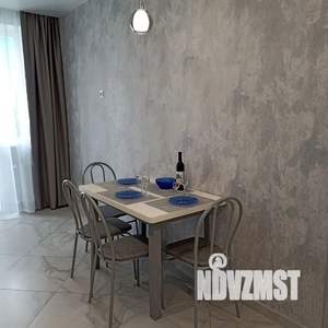 1-к квартира, посуточно, 35м2, 6/9 этаж