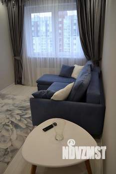 1-к квартира, посуточно, 32м2, 7/10 этаж
