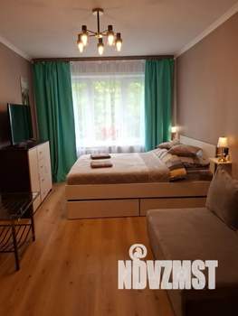 2-к квартира, посуточно, 45м2, 4/5 этаж