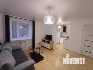 1-к квартира, посуточно, 38м2, 3/5 этаж