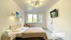 3-к квартира, посуточно, 61м2, 1/1 этаж