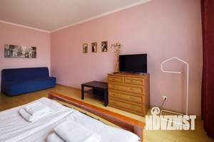 1-к квартира, посуточно, 40м2, 1/8 этаж