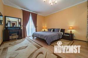 2-к квартира, посуточно, 105м2, 10/10 этаж
