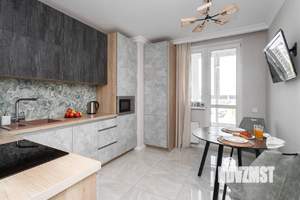 2-к квартира, посуточно, 63м2, 2/9 этаж