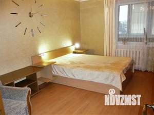 1-к квартира, посуточно, 40м2, 4/9 этаж