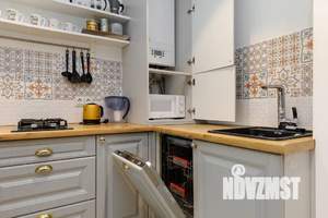 1-к квартира, посуточно, 42м2, 7/15 этаж