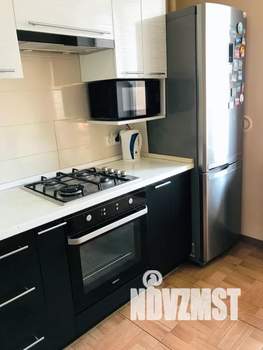 1-к квартира, посуточно, 42м2, 6/7 этаж