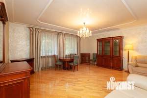 2-к квартира, на длительный срок, 102м2, 1/4 этаж