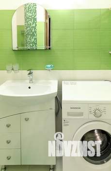 2-к квартира, посуточно, 50м2, 2/4 этаж