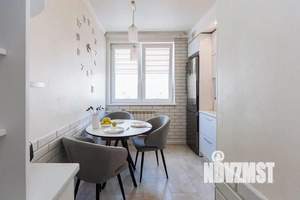 2-к квартира, посуточно, 53м2, 1/1 этаж