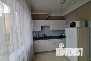1-к квартира, посуточно, 37м2, 4/9 этаж