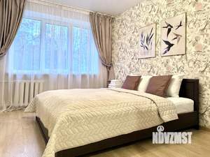 2-к квартира, посуточно, 48м2, 1/1 этаж