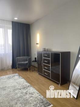 1-к квартира, посуточно, 43м2, 3/8 этаж