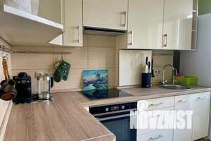 1-к квартира, посуточно, 42м2, 14/14 этаж