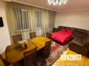 3-к квартира, посуточно, 81м2, 1/1 этаж