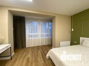 Студия квартира, посуточно, 32м2, 1/6 этаж